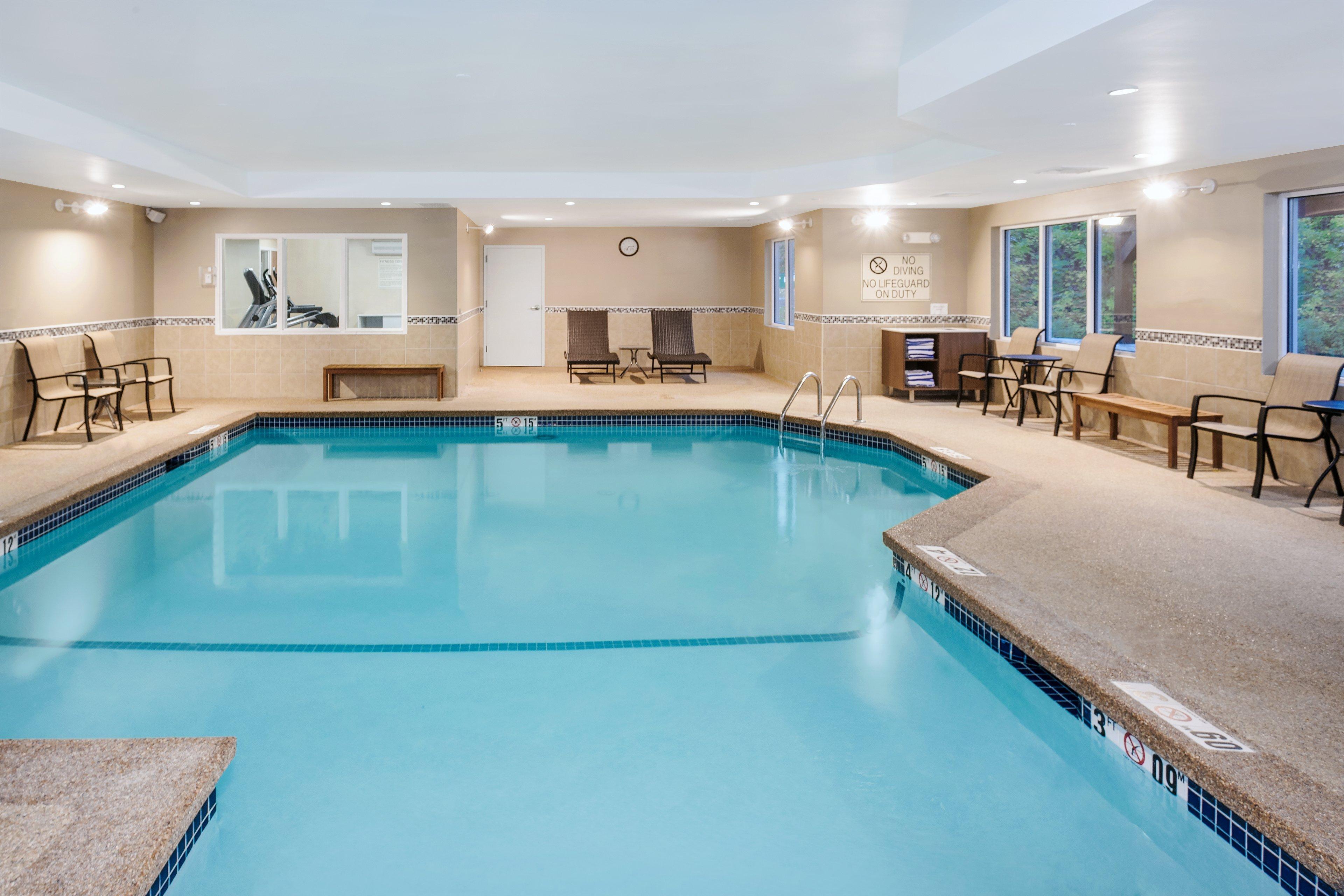 Holiday Inn Express & Suites Tilton By Ihg Exterior foto